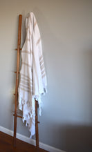 Load image into Gallery viewer, Herringbone No.1 Turkish Towel
